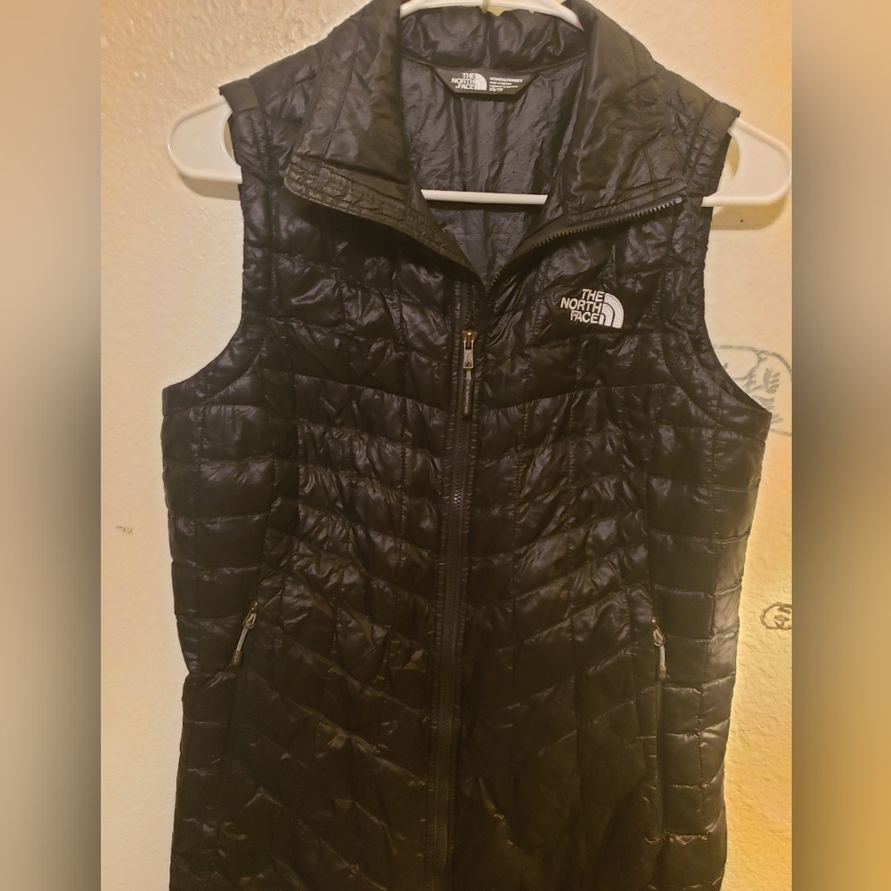 XS Women's The North Face Vest